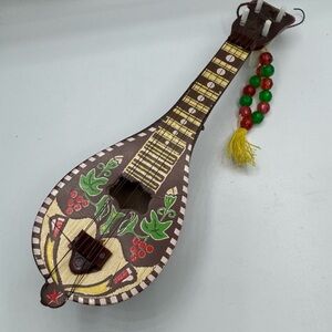 ❤️LAST CHANCE❤️ 2/$10🎄 BRAZIL vintage ornament mandolin Instrument miniature toy